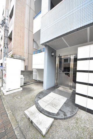 JUN中山手