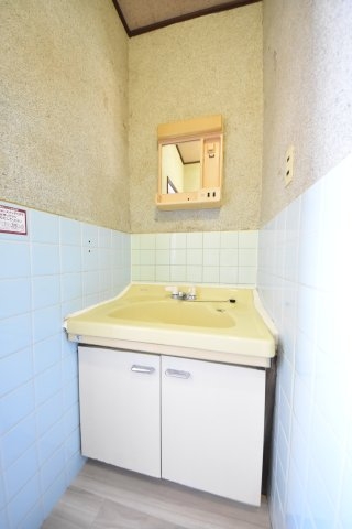 鶯町3丁目戸建