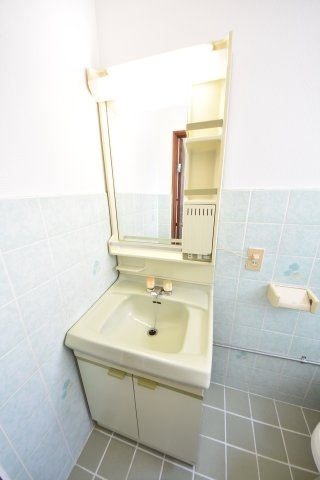 鶯町3丁目戸建