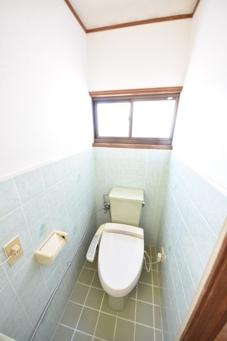 鶯町3丁目戸建