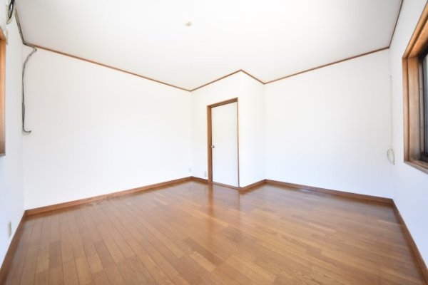 鶯町3丁目戸建