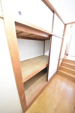 鶯町3丁目戸建