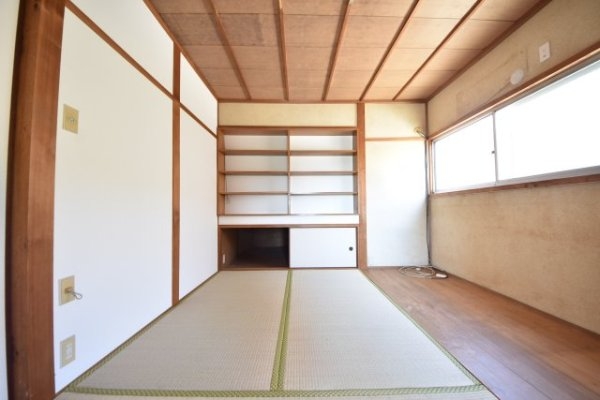 鶯町3丁目戸建