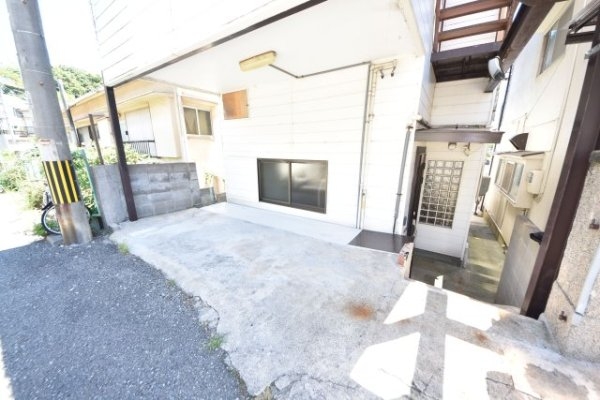 鶯町3丁目戸建