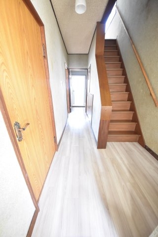 鶯町3丁目戸建