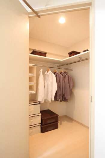 D-room旗塚通