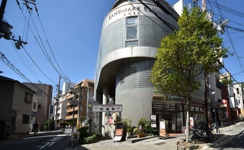 アンリーヴ北野(セブン-イレブン神戸ハンター坂店)