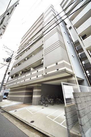 神戸市中央区北長狭通７丁目のマンション