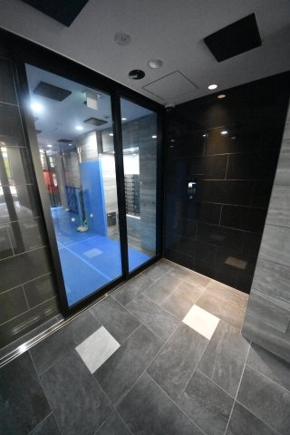 ララプレイスザ神戸シルフ