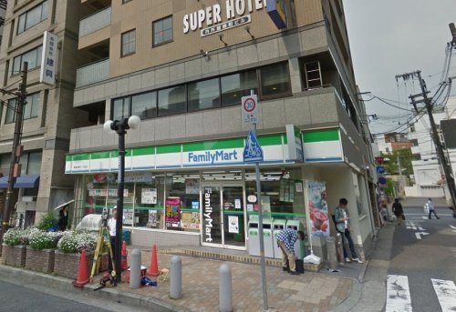 パルメーラ山手(ファミリーマート柳屋加納町二丁目店)