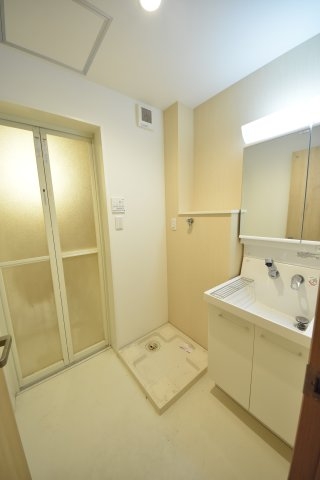 パロス山本通りルキアス