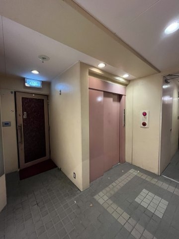 東門ウエストコート