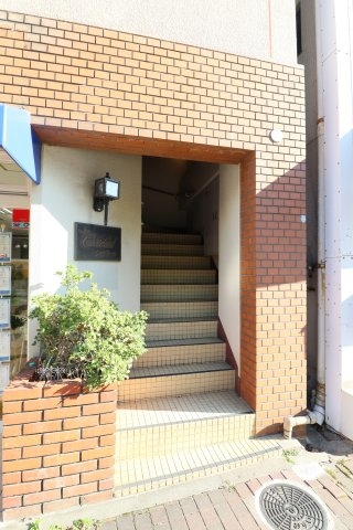 シャトラール