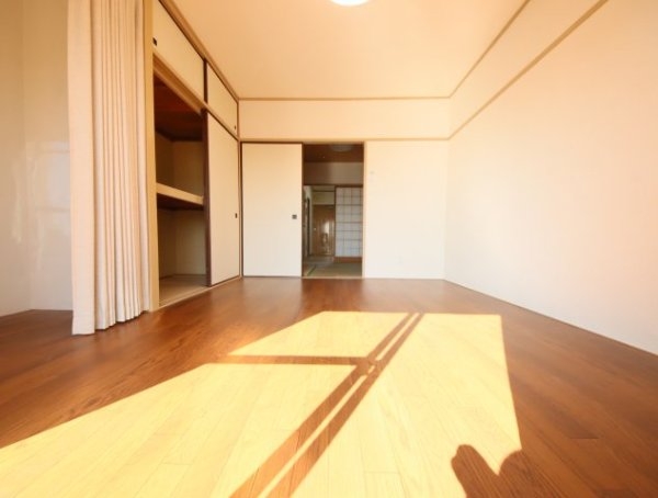 平野マンション