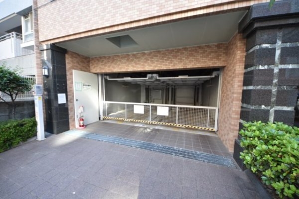 プレサンス神戸駅前