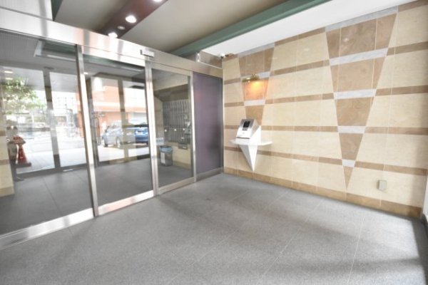 プレサンス神戸駅前