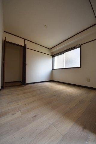 サンビルダー三宮東