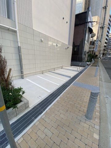 セレニテ三宮リアン