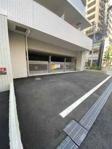 セレニテ三宮リアン