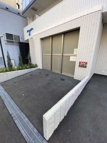 セレニテ三宮リアン