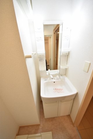 ネスト割塚