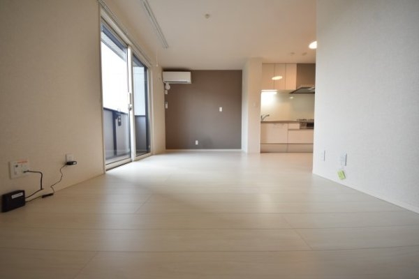 神戸中島通萬利Residence