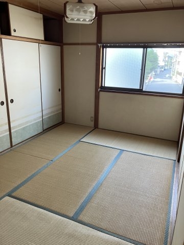 楠丘町貸家