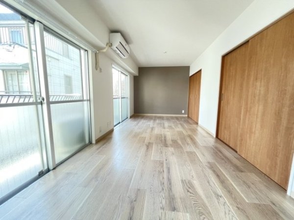 マンショントーア