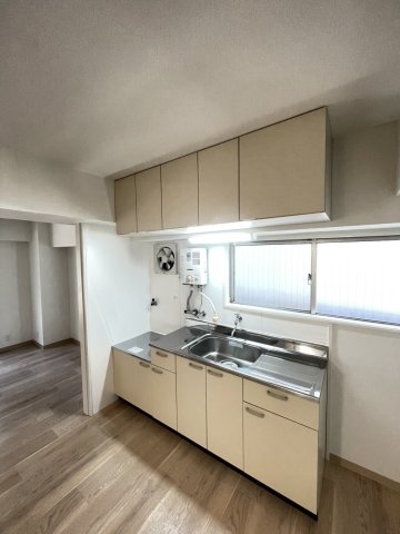 マンショントーア
