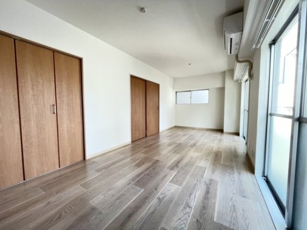 マンショントーア
