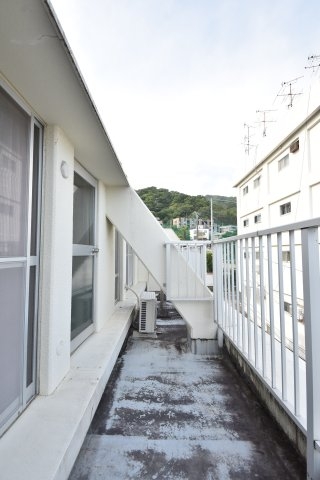 メゾン諏訪山