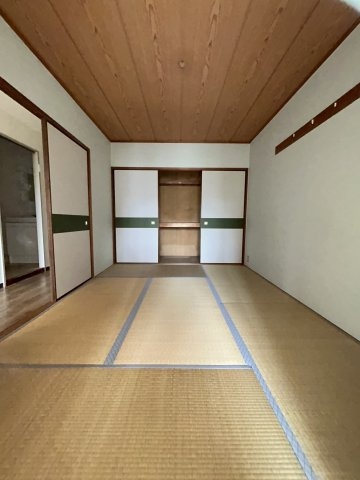 サングレイス山手館