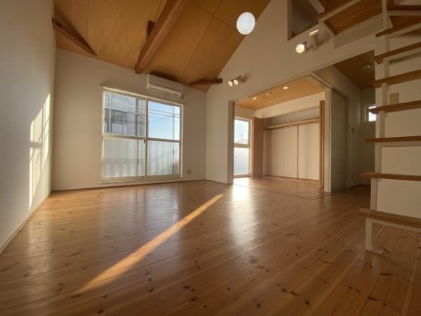 神戸市中央区上筒井通２丁目のハイツ