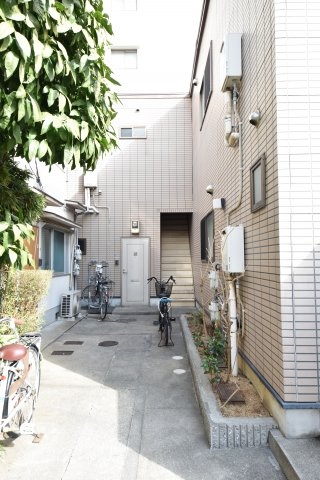 ウエストコート3番館