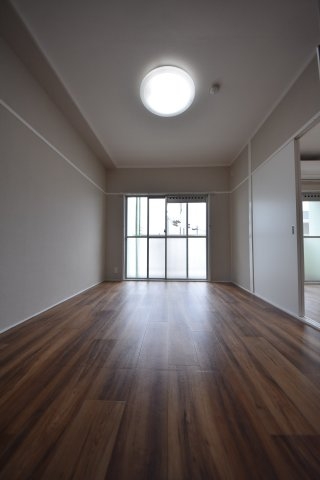 新井マンション