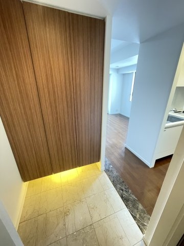 ワコーレ神戸元町アクシア