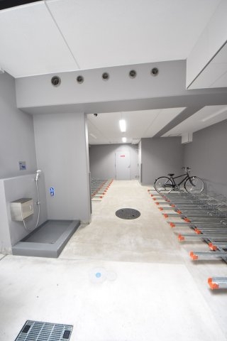 エステムコート新神戸２駅前山手