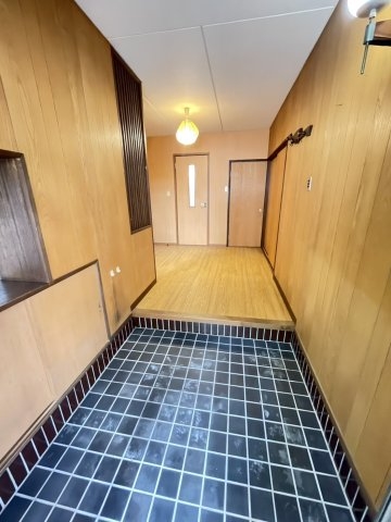 西山町4丁目戸建て
