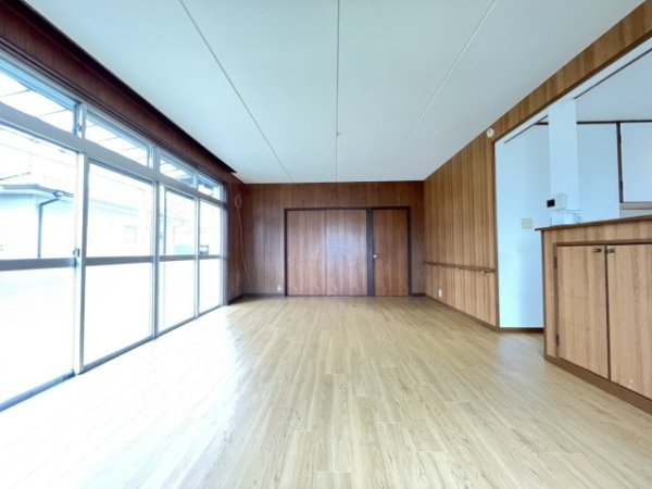 西山町4丁目戸建て
