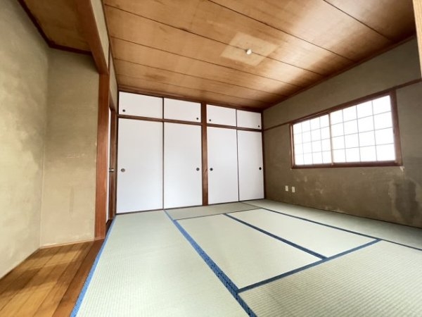 西山町4丁目戸建て