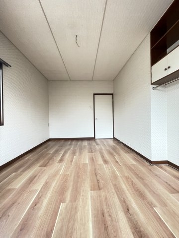 西山町4丁目戸建て