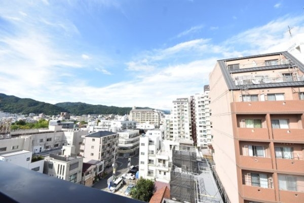 ラトゥール湊川