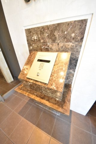 神戸市中央区琴ノ緒町１丁目のマンション