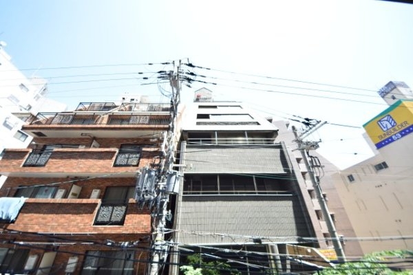 プレサンスジェネ新神戸ステーションフロント