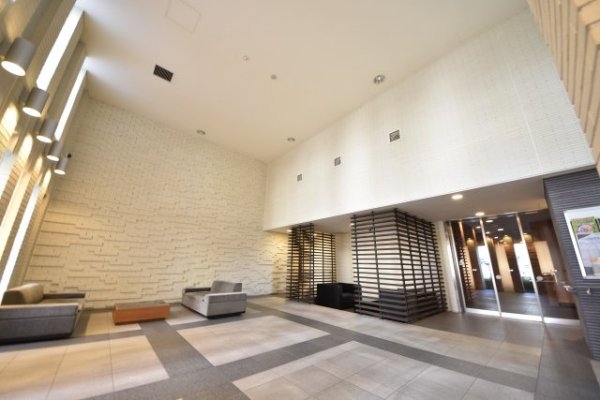 神戸市中央区東川崎町１丁目のマンション