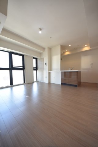 神戸市中央区東川崎町１丁目のマンション