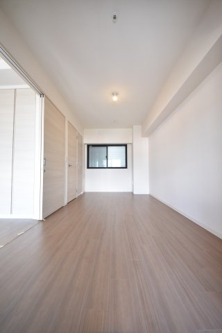 神戸市中央区東川崎町１丁目のマンション