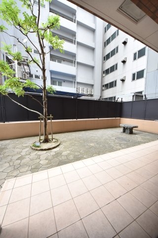 プレサンス三宮花時計前