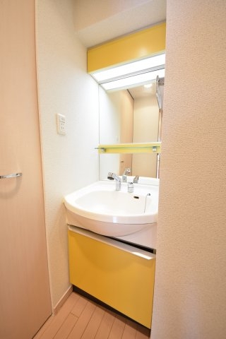 プレサンス三宮花時計前