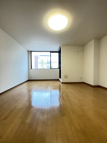 メゾン島上